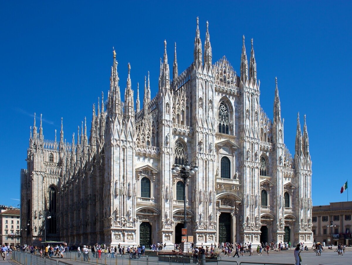 Fachada detalhada da Catedral de Milão