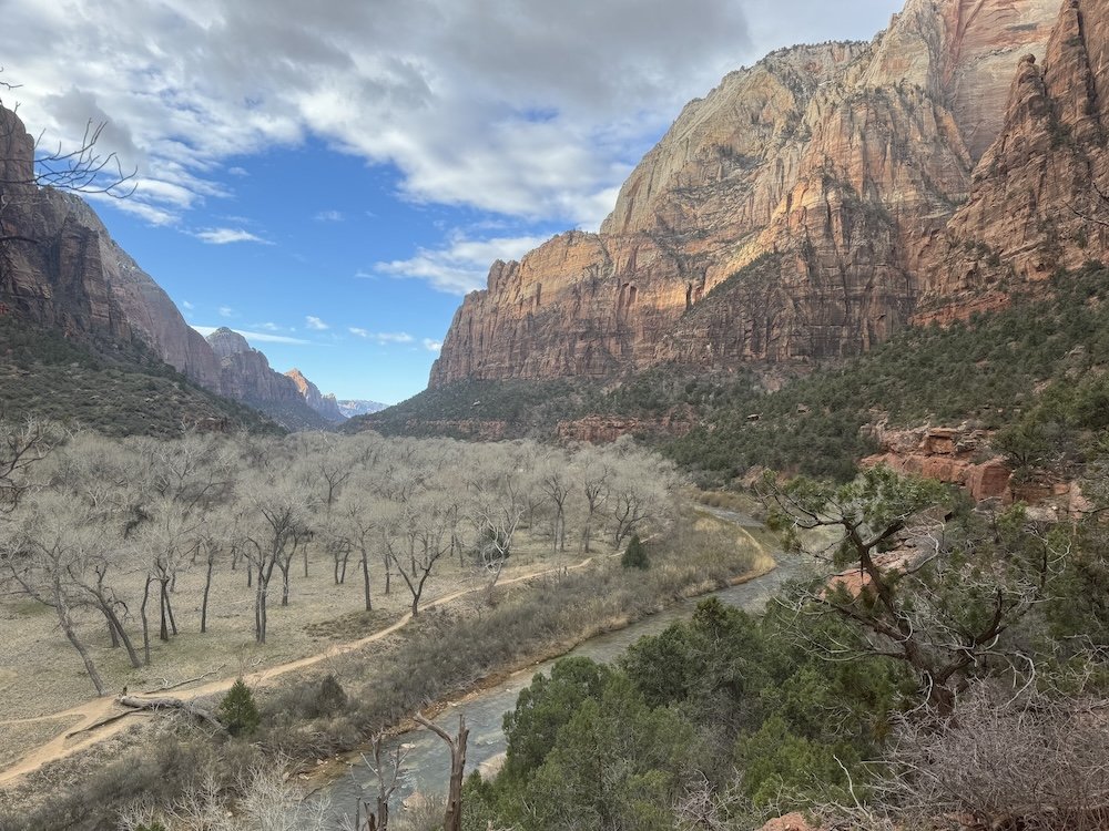 Vista da trilha Emerald Pools no Zion National Park