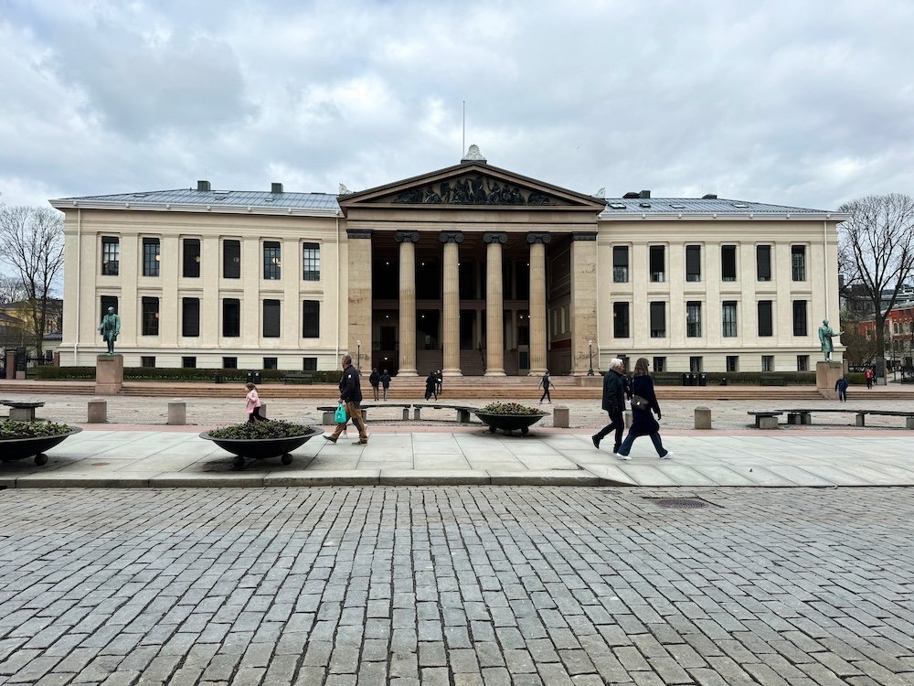 Exterior da Galeria Nacional em Oslo