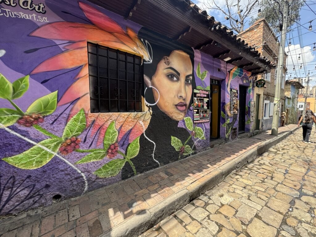 Arte de rua em La Candelaria, Bogotá, Colômbia